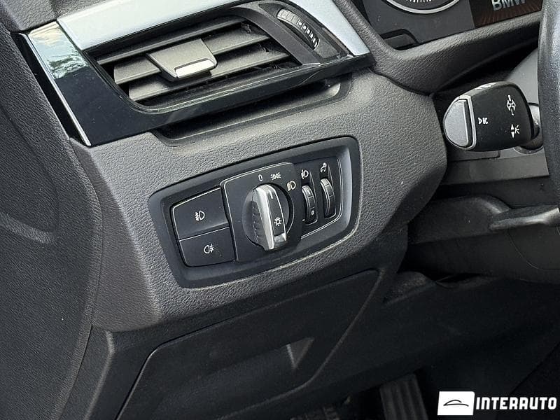 2017 BMW X1 1.6D — Miniatură 9