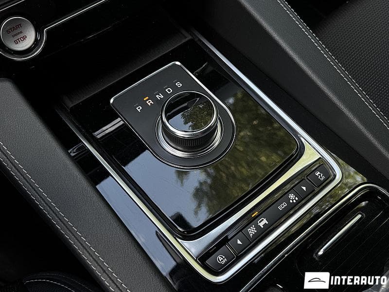 Jaguar F-Pace 2019 — Миниатюра 16