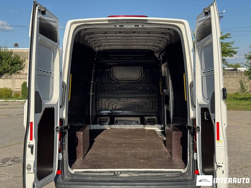 Volkswagen Crafter 2017 — Миниатюра 14