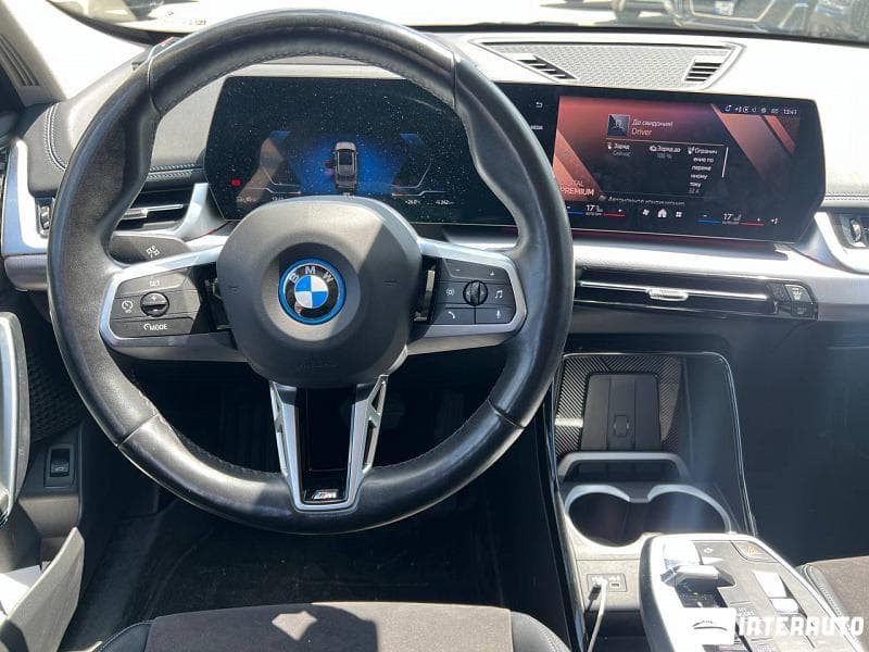 BMW iX1 xDrive30 2023 — Миниатюра 11