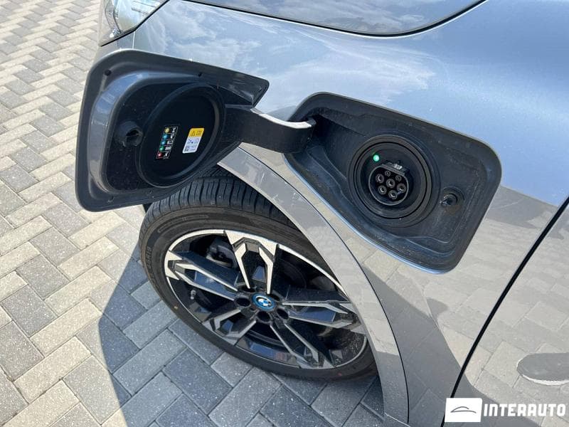 BMW iX1 xDrive30 2023 — Миниатюра 6