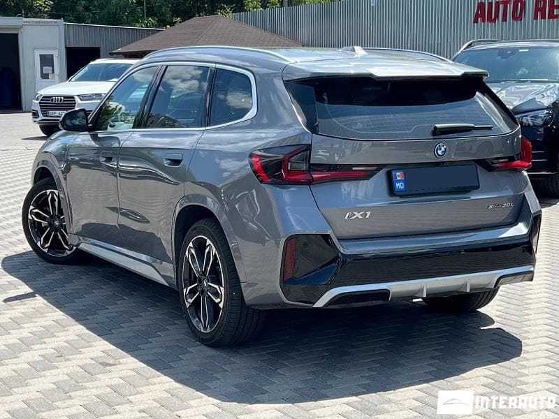 BMW iX1 xDrive30 2023 — Миниатюра 4