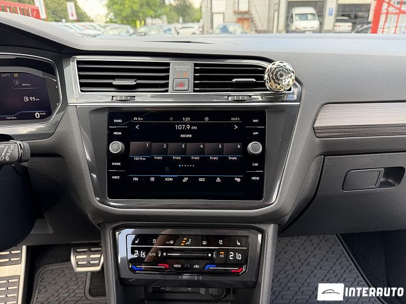Volkswagen Tiguan 2023 — Миниатюра 12