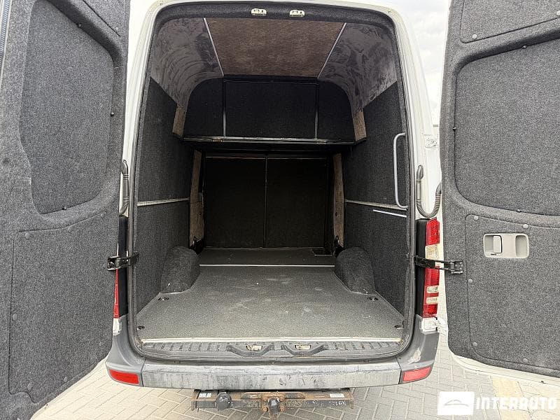 Mercedes Sprinter 2018 — Миниатюра 14