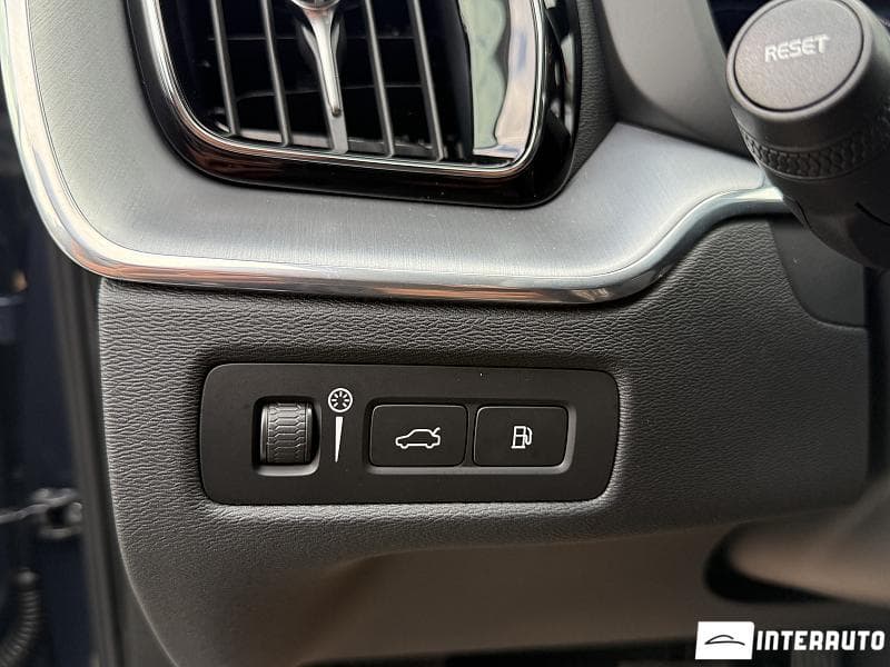 Volvo XC 60 2021 — Миниатюра 23