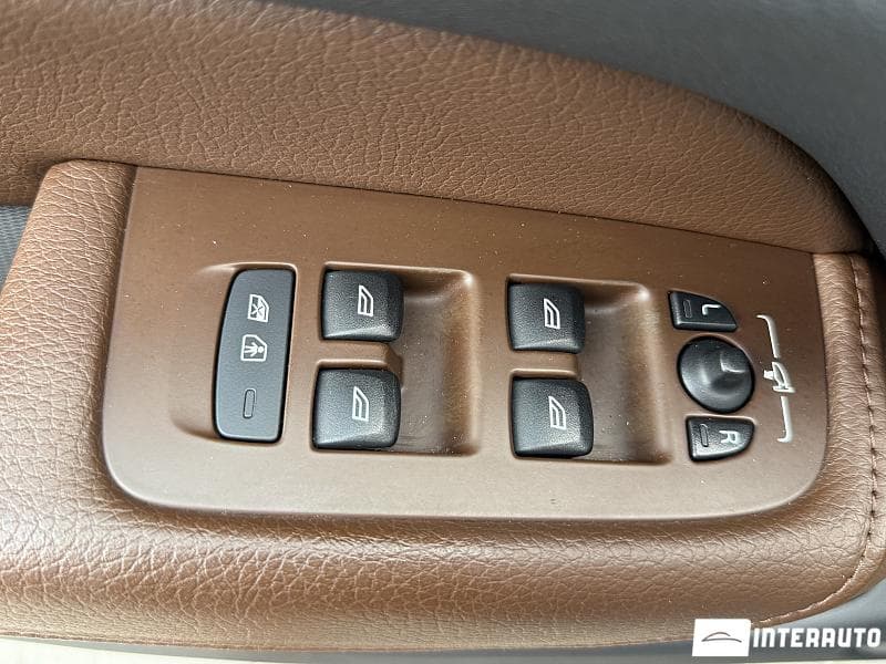 Volvo XC 60 2021 — Миниатюра 21