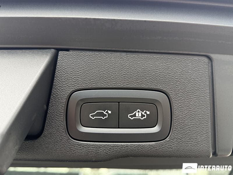 Volvo XC 60 2021 — Миниатюра 24