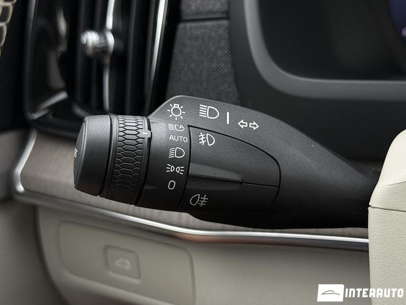 Volvo XC 90 2025 — Миниатюра 13