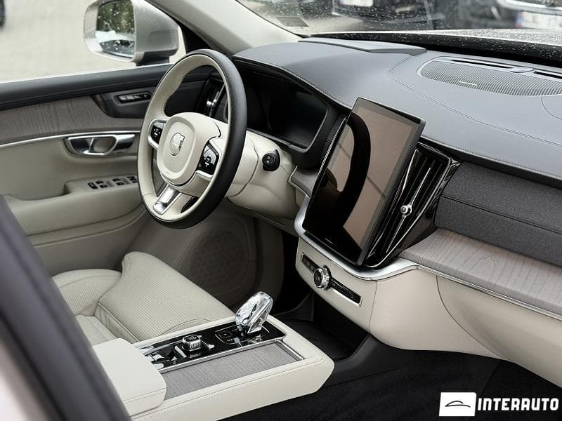 Volvo XC 90 2025 — Миниатюра 19
