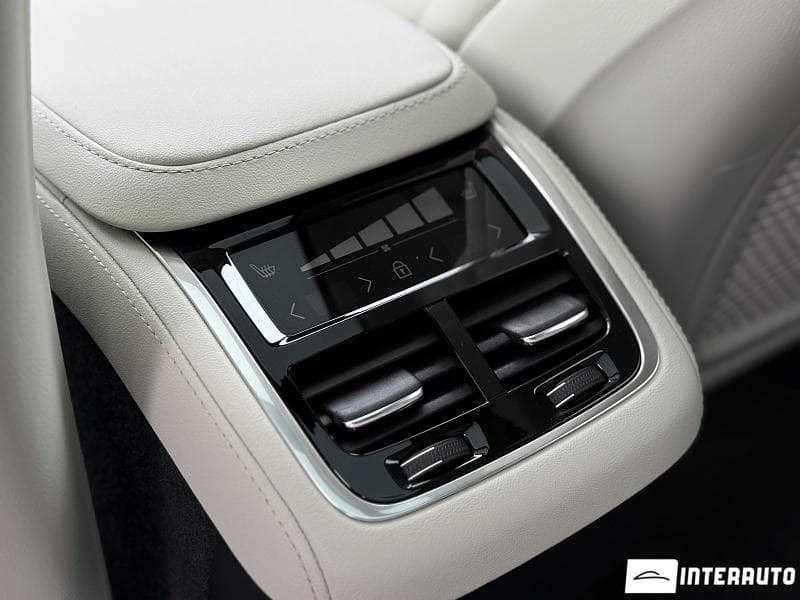 Volvo XC 90 2025 — Миниатюра 21