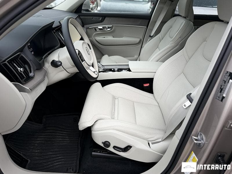 Volvo XC 90 2025 — Миниатюра 7