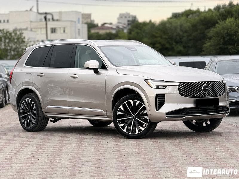 Volvo XC 90 2025 — Миниатюра 4
