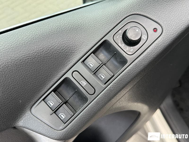 Volkswagen Tiguan 2009 — Миниатюра 18