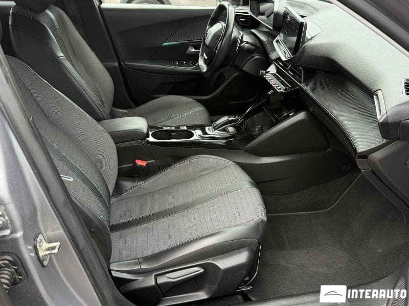 Peugeot 2008 2021 — Миниатюра 16