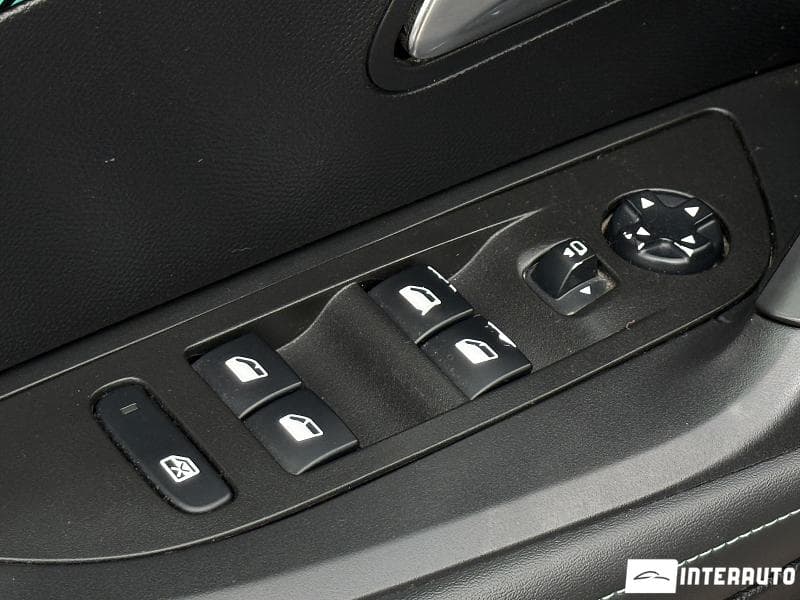Peugeot 2008 2021 — Миниатюра 6