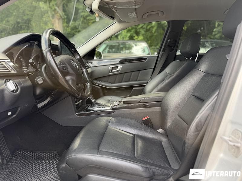 2010 Mercedes E 220 — Miniatură 7