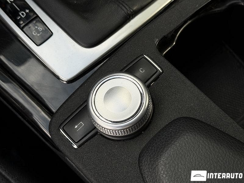 2010 Mercedes E 220 — Miniatură 15