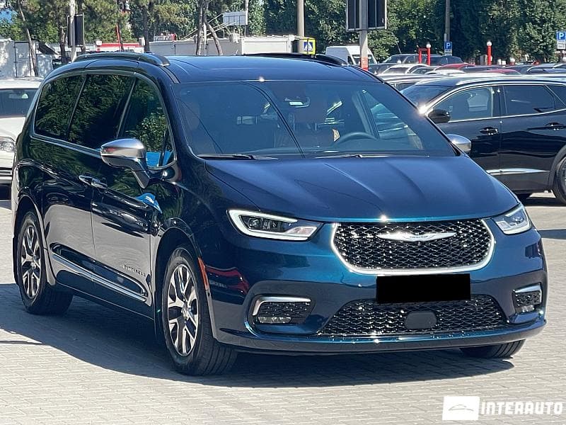 Chrysler Pacifica 2022 — Миниатюра 3