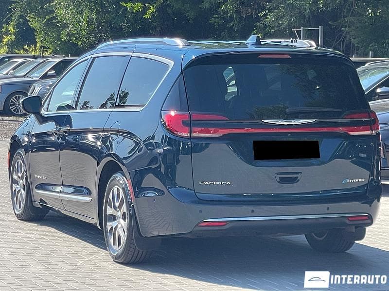 Chrysler Pacifica 2022 — Миниатюра 4
