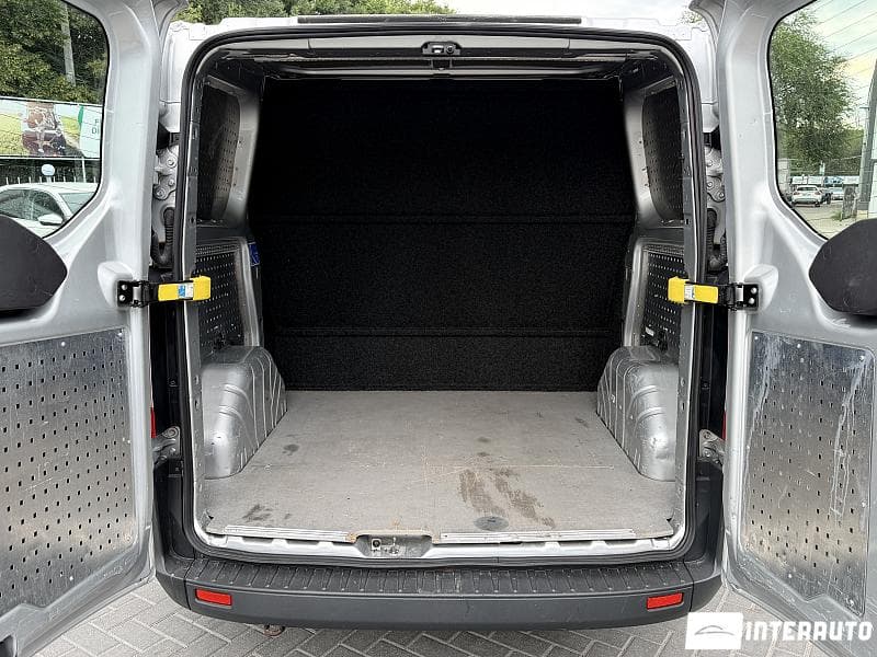 2014 Ford Transit — Miniatură 14