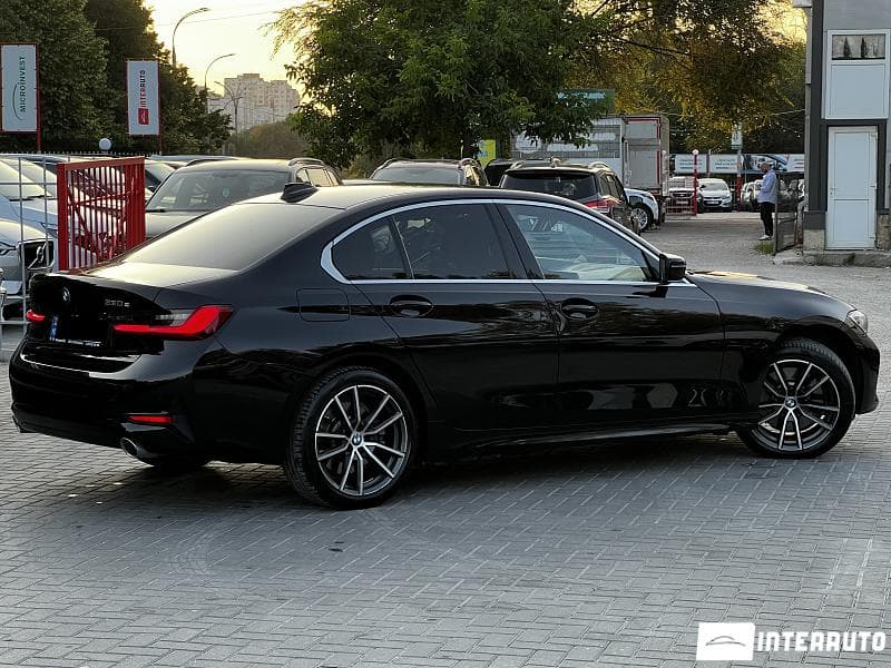 BMW 330E 2020 — Миниатюра 4