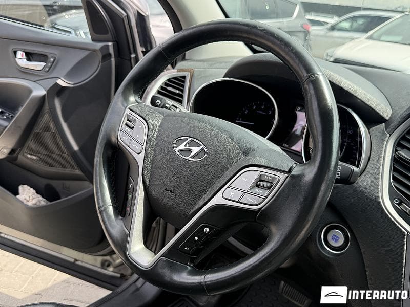 2017 Hyundai Santa Fe — Miniatură 7