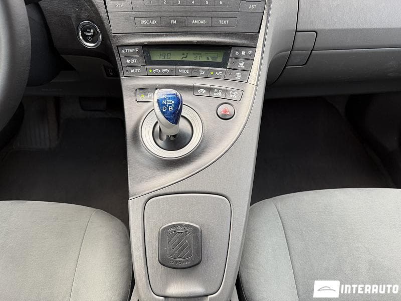 Toyota Prius 2011 — Миниатюра 13