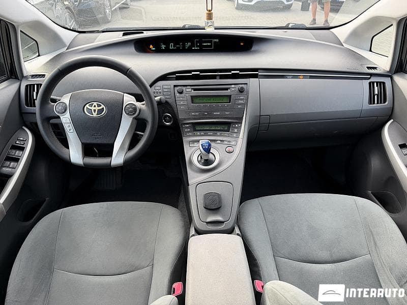 Toyota Prius 2011 — Миниатюра 9
