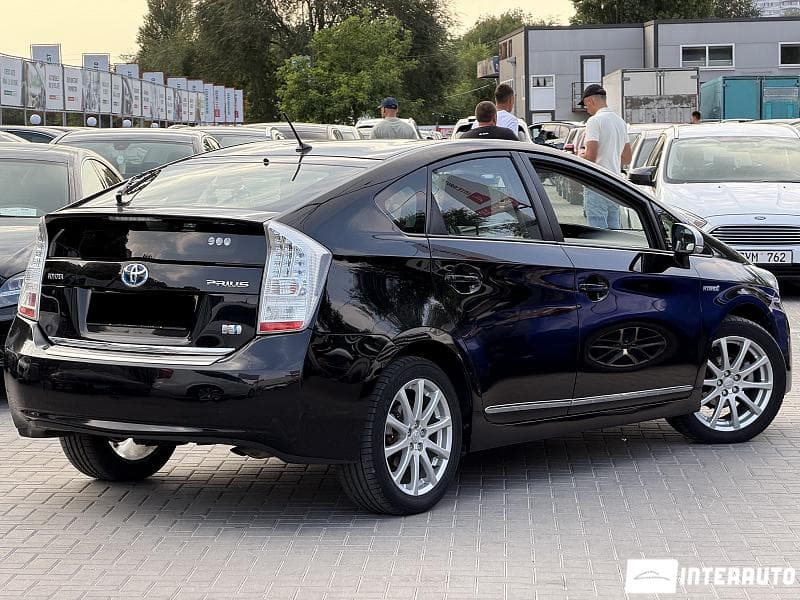 Toyota Prius 2011 — Миниатюра 4
