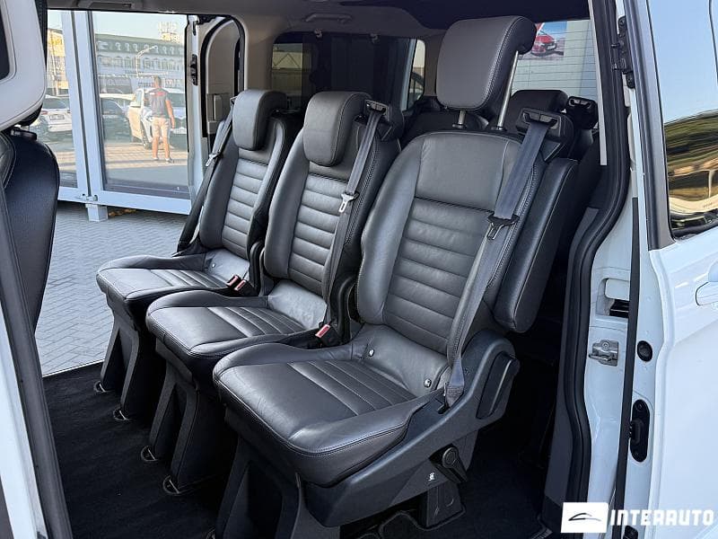 2019 Ford Transit — Miniatură 12