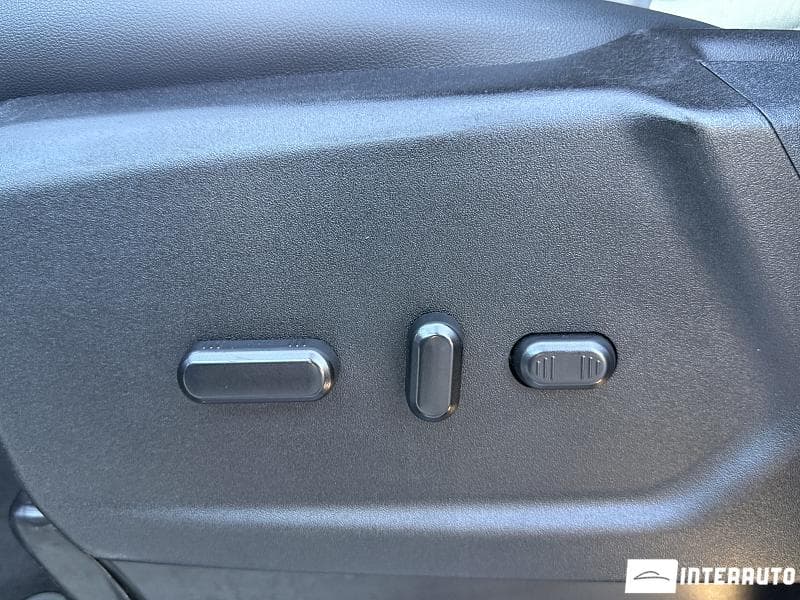 2019 Ford Transit — Miniatură 19