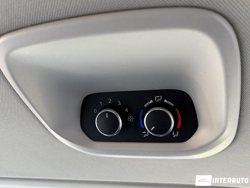 2019 Ford Transit — Miniatură 22