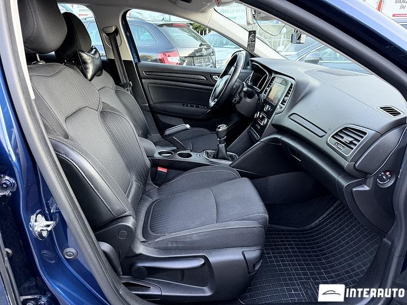 2019 Renault Megane — Miniatură 6