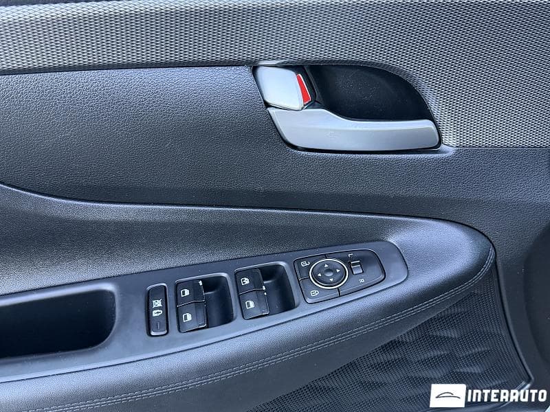 Hyundai Santa Fe 2019 — Миниатюра 15