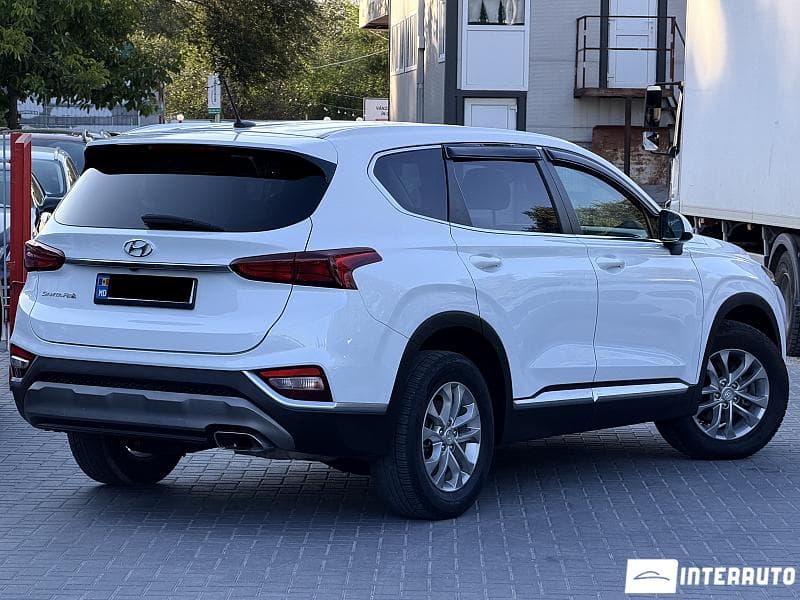 Hyundai Santa Fe 2019 — Миниатюра 2