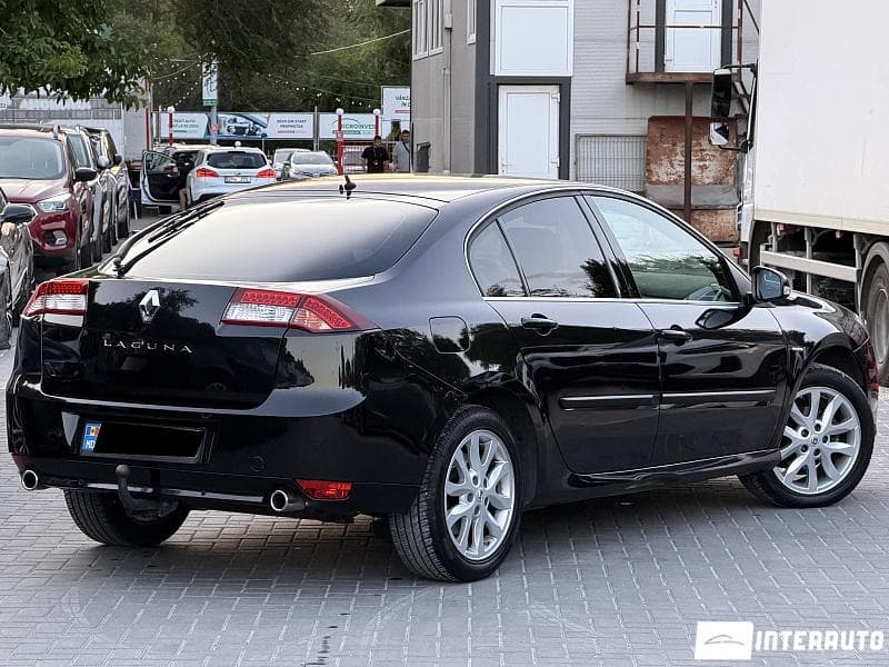 2015 Renault Laguna — Miniatură 4