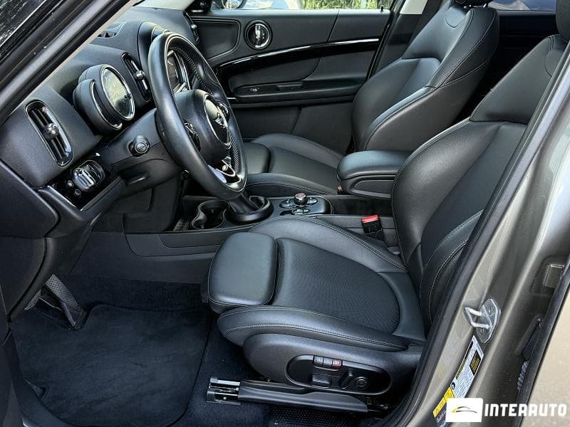 Mini Countryman Cooper S ALL4 2018 — Миниатюра 6