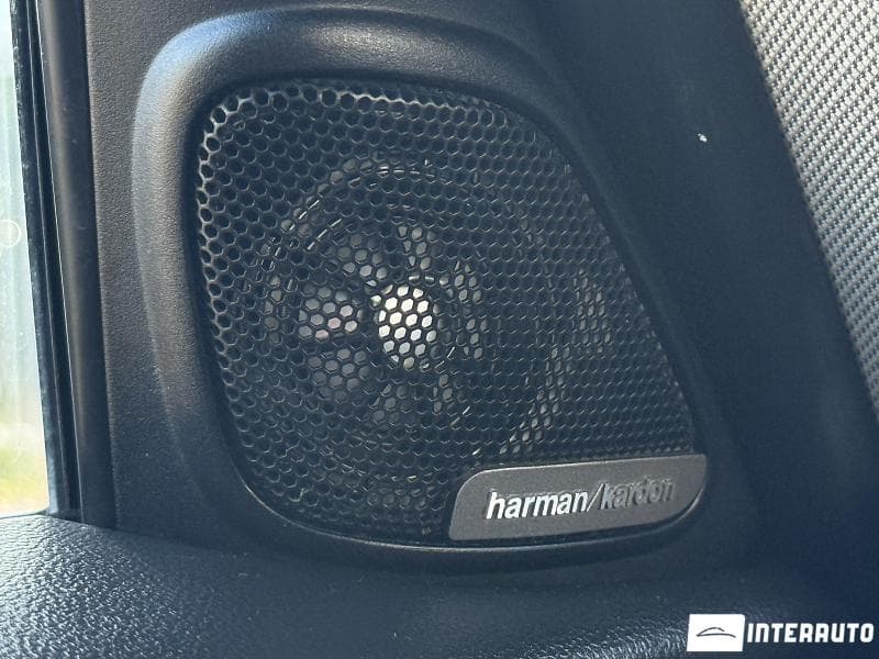 Mini Countryman Cooper S ALL4 2018 — Миниатюра 8