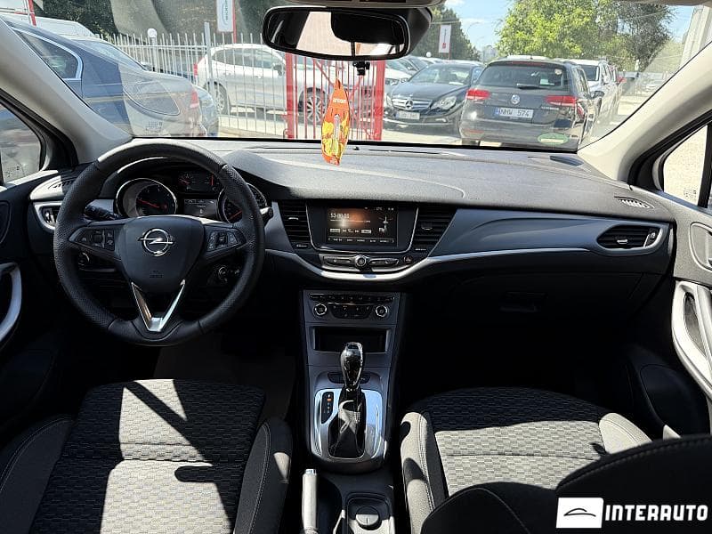 2019 Opel Astra — Miniatură 8