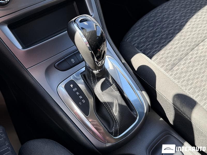 2019 Opel Astra — Miniatură 12