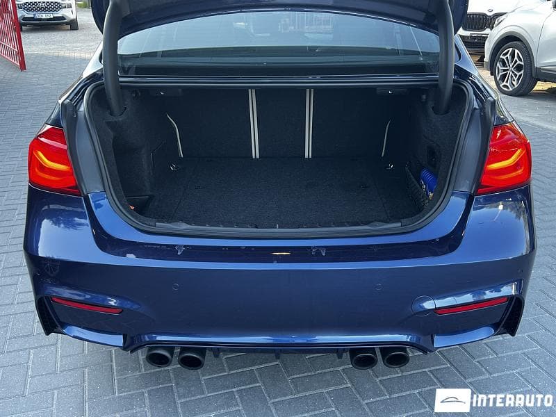 BMW 330E 2017 — Миниатюра 15