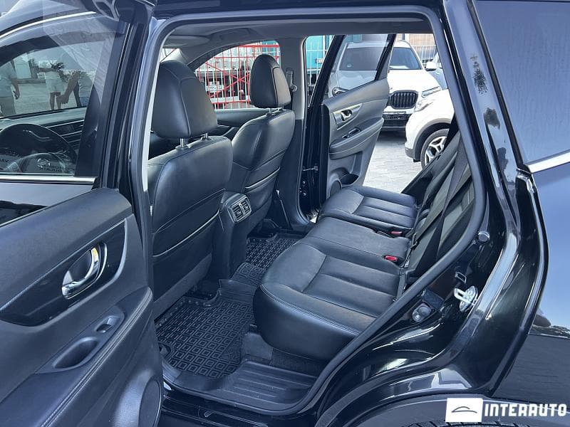 2016 Nissan X-Trail — Miniatură 6