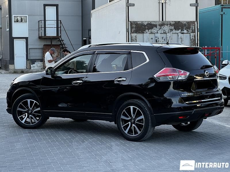 2016 Nissan X-Trail — Miniatură 2