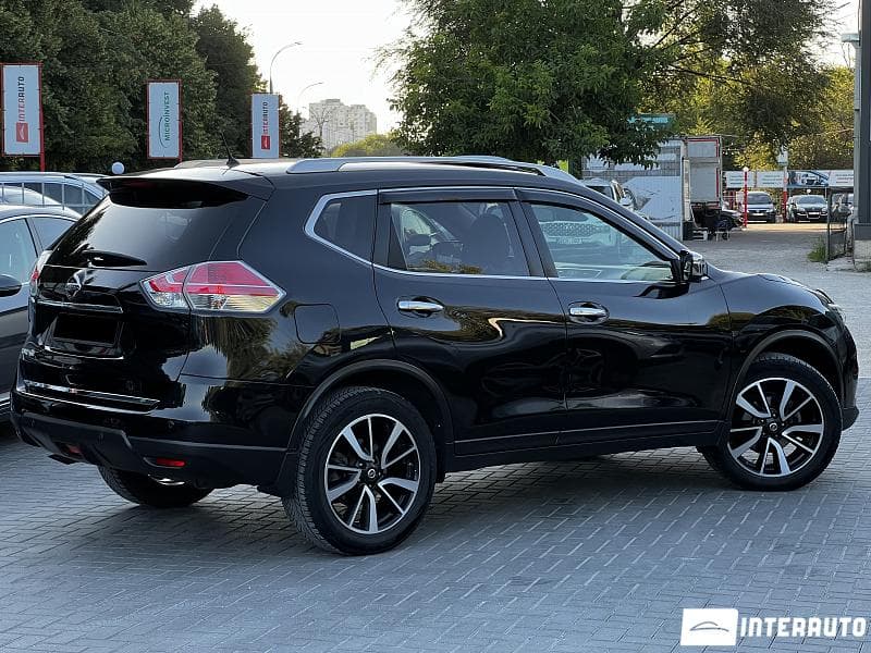 2016 Nissan X-Trail — Miniatură 3