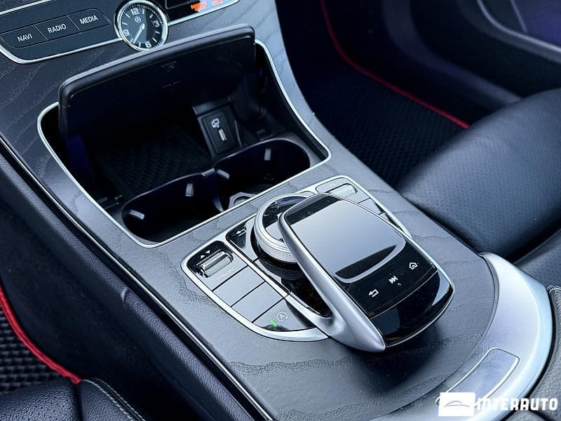 Mercedes C 300 2020 — Миниатюра 9