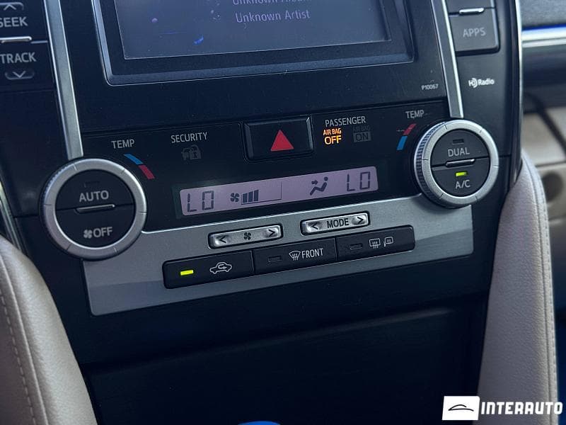 2012 Toyota Camry — Miniatură 11