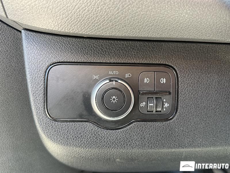 Mercedes Sprinter 2019 — Миниатюра 16