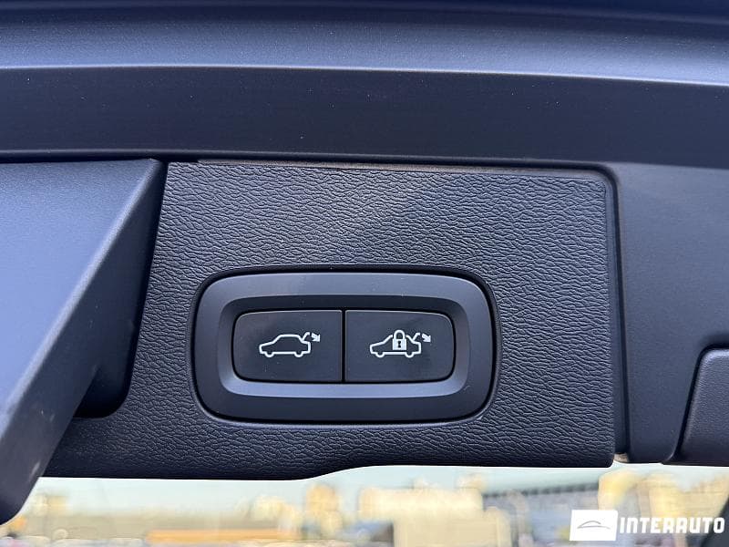 Volvo XC 60 2024 — Миниатюра 21