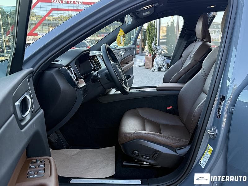 Volvo XC 60 2024 — Миниатюра 5