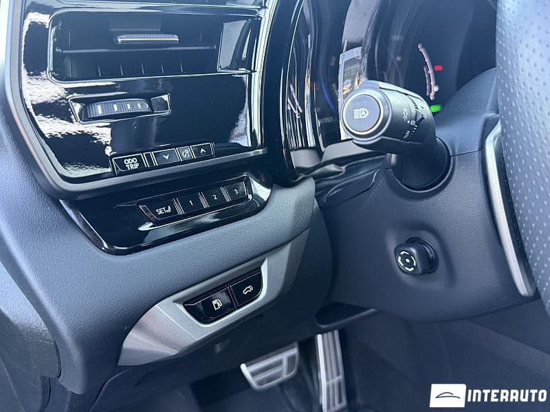 Lexus RX 500h 2023 — Миниатюра 10
